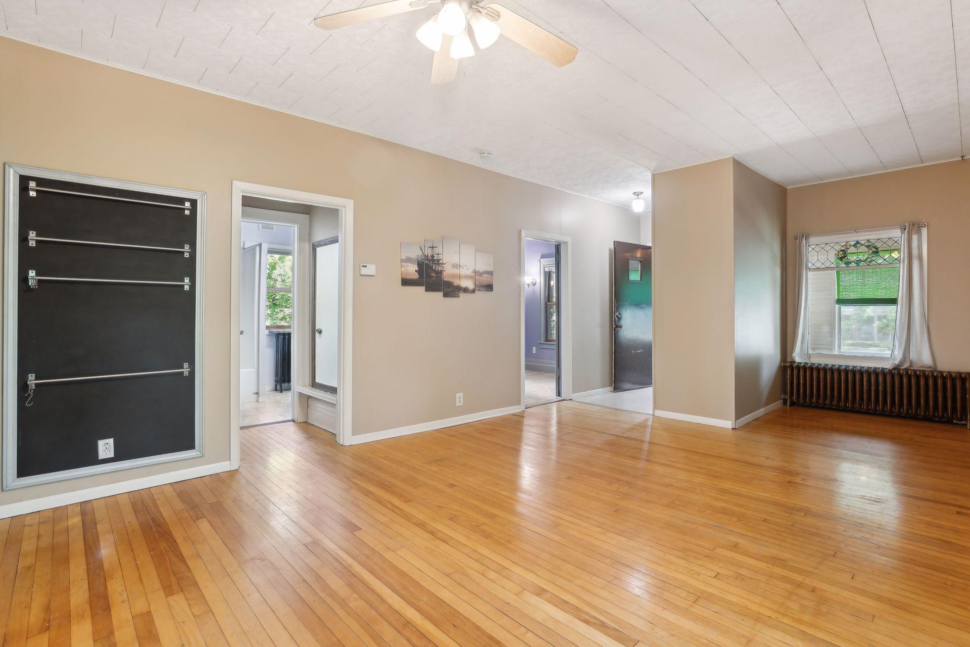 Robert St, Saint Paul, MN 55107