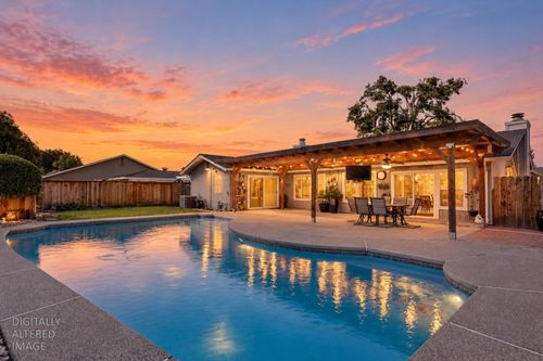 2448 Meadow Lake, Stockton, CA, 95207 | Card Image