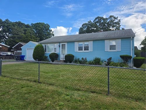 84 Roma Street, East Providence, RI, 02914 | Card Image