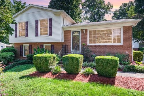 3305 Woodlea Dr, Greensboro, NC, 27406-5839 | Card Image