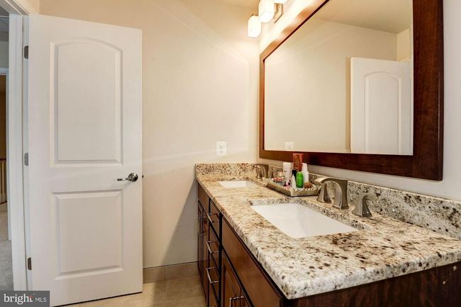 43965 Eastgate View Dr, Townhouse with 4 bedrooms, 3 bathrooms and null parking in CHANTILLY VA | Image 48