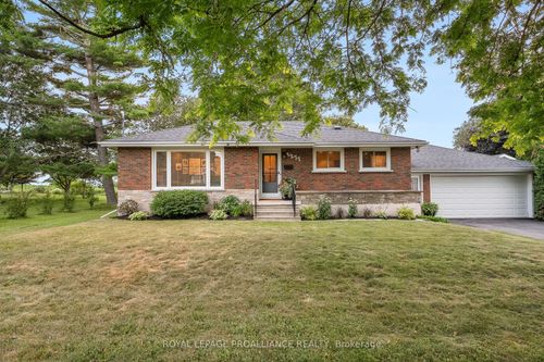 1277 Ontario St, Cobourg, ON, K9A3E1 | Card Image