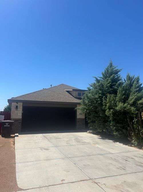1102 Lasso Ln, Midland, TX, 79705-1658 | Card Image