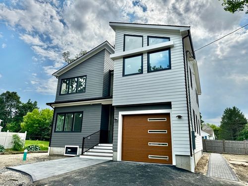 12 Linden St, Natick, MA, 01760-2019 | Card Image