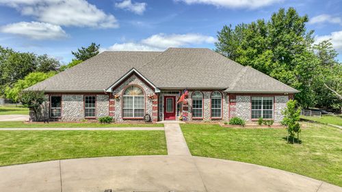 331 Tanglewood Dr, Weatherford, TX, 76087-8127 | Card Image
