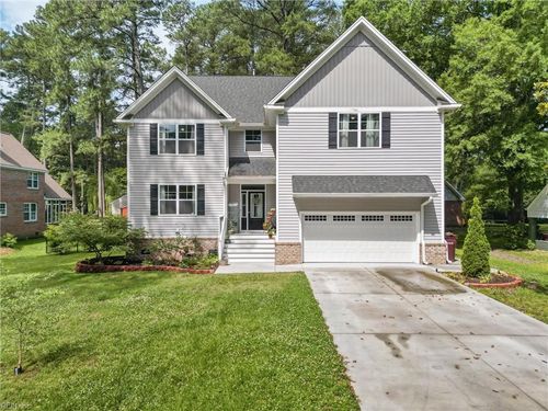 204 Wilson Dr, Chesapeake, VA, 23322-5222 | Card Image