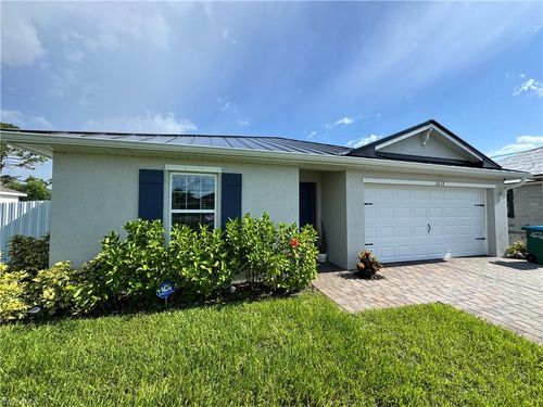 2814 Embers Pkwy W, Cape Coral, FL, 33993-6935 | Card Image