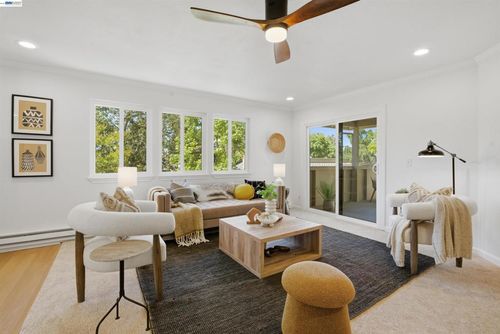 1046 N Abbott Ave, Milpitas, CA, 95035-2933 | Card Image