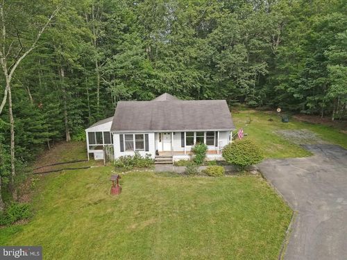 671 Dotters Corner Rd, Kunkletown, PA, 18058-7867 | Card Image