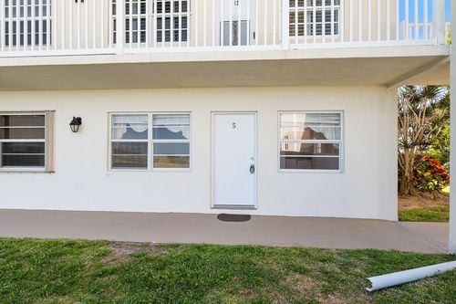 apt-a5-5400 Highway A1a, Vero Beach, FL, 32963-1023 | Card Image