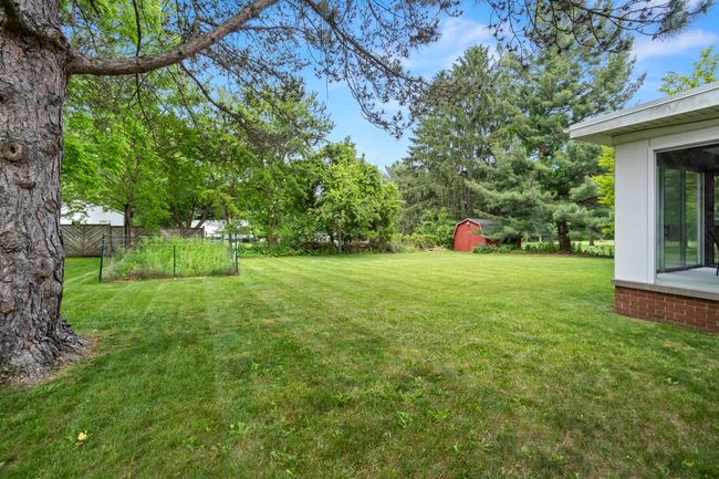 833 S Lansing St, House other with 3 bedrooms, 2 bathrooms and null parking in Mason MI | Image 43