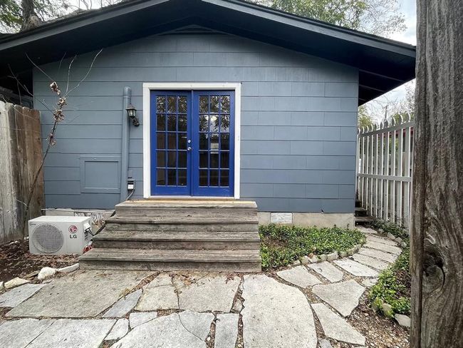 Entrance to property featuring french doors | Image 9