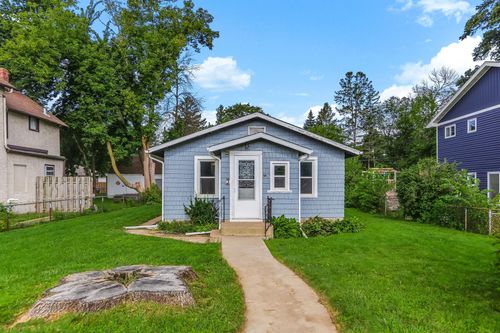 4475 Lincoln Ave, White Bear Lake, MN, 55110-3730 | Card Image