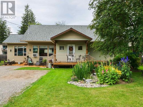 741 Callanan St, Quesnel, BC, V2J2V5 | Card Image