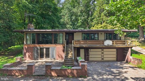1985 Ridgewood Rd, York, PA, 17406-9797 | Card Image