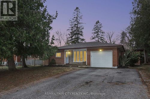 163 Pinegrove Crescent, Waterloo, ON, N2L4T9 | Card Image