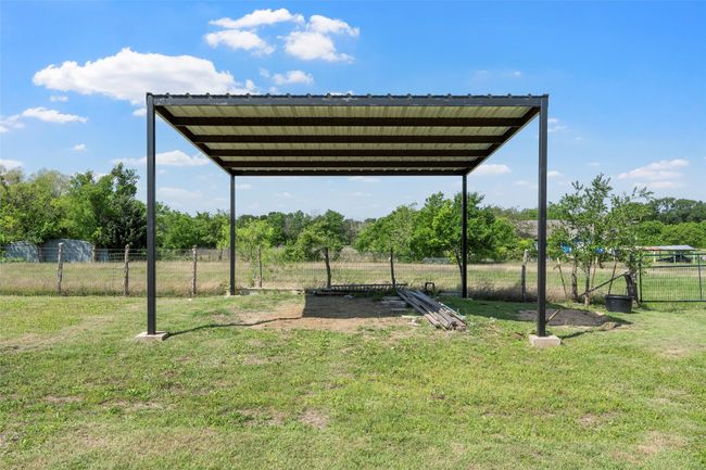 1518 Roadrunner Trl, House other with 4 bedrooms, 3 bathrooms and null parking in Riesel TX | Image 23
