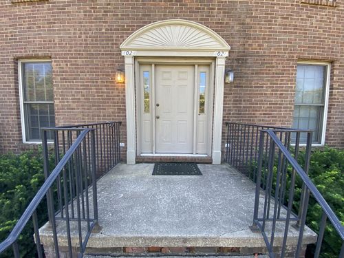 4024 Palmetto Dr, Lexington, KY, 40513-1342 | Card Image