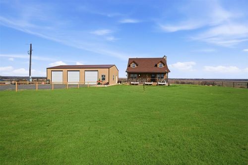 27214 E County Road 1430, Mangum, OK, 73554 | Card Image