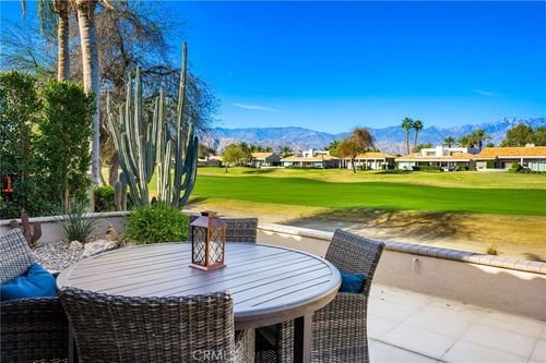 33 Augusta Dr, Rancho Mirage, CA, 92270-1610 | Card Image