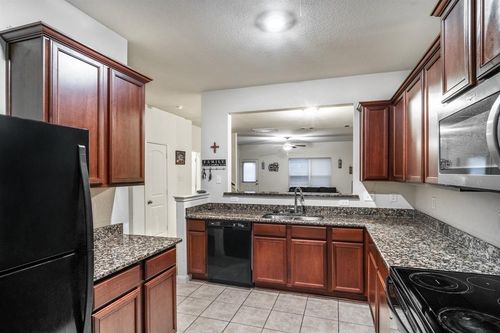 9406 Garnet Grove Dr, Iowa Colony, TX, 77583-3490 | Card Image
