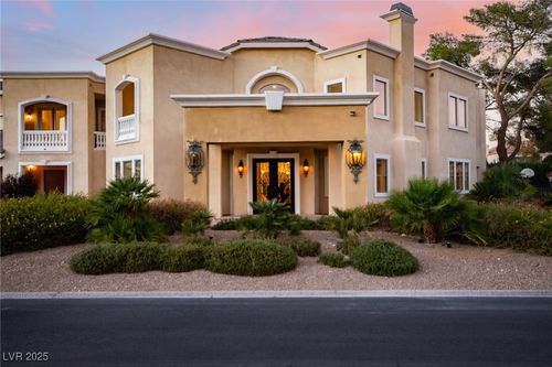 2520 Driftwood Dr, Las Vegas, NV, 89107-2321 | Card Image