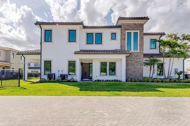 3412 Emerson Ln, House other with 4 bedrooms, 3 bathrooms and null parking in Hollywood FL | Image 28