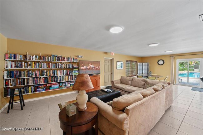 809 - 201 Saint Lucie Ln, Condo with 2 bedrooms, 2 bathrooms and null parking in Cocoa Beach FL | Image 32