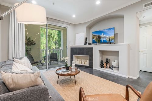 apt-101-12963 Runway Rd, Playa Vista, CA, 90094-2199 | Card Image