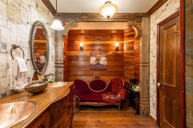 Keaton's Lodge private bathroom is beatiful and is our guest favorite room of all four | Image 29
