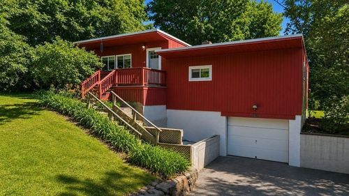 75 Manomet Point Rd, Plymouth, MA, 02360 | Card Image