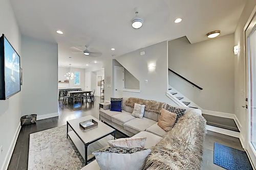 apt-2-2410 Meharry Blvd, Nashville, TN, 37208-2994 | Card Image