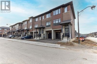 461 Blackburn Dr, Townhouse with 3 bedrooms, 3 bathrooms and 2 parking in Brantford ON | Image 1