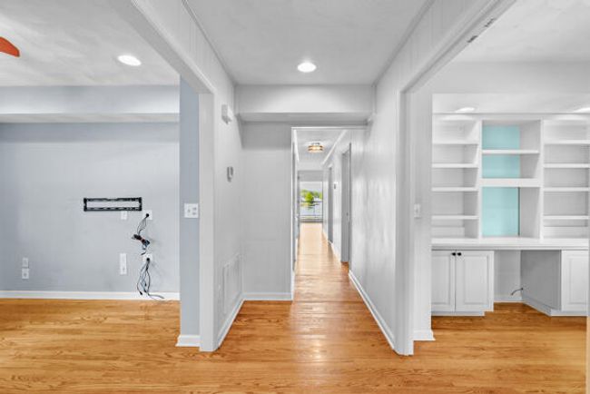 Inside view from front door | Image 4