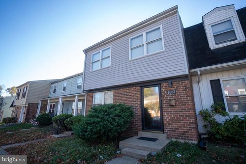 8922 Congress Pl, LANDOVER, MD, 20785-4726 | Card Image