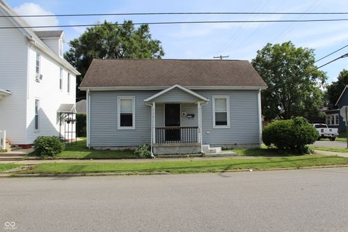 53 Pennsylvania St, Shelbyville, IN, 46176-1217 | Card Image