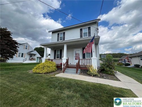 614 Heckman Ave, Nazareth, PA, 18064-9204 | Card Image