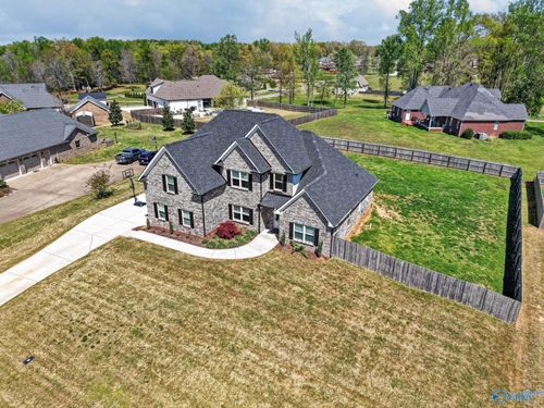 27 Hancock Rd, Fayetteville, TN, 37334-6042 | Card Image