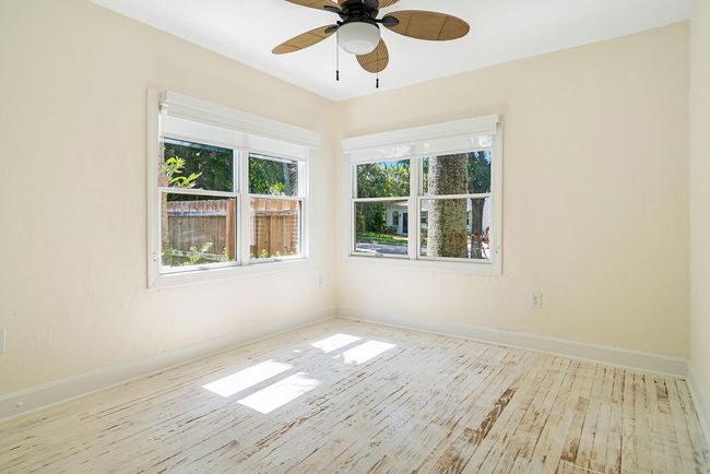813 Avon Rd, House other with 4 bedrooms, 2 bathrooms and null parking in West Palm Beach FL | Image 19