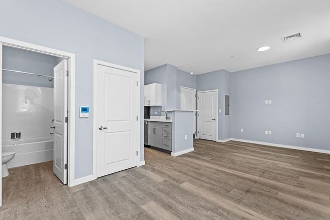 APT-102 - 30 Beacham St, Condo with 1 bedrooms, 1 bathrooms and 1 parking in Everett MA | Image 5