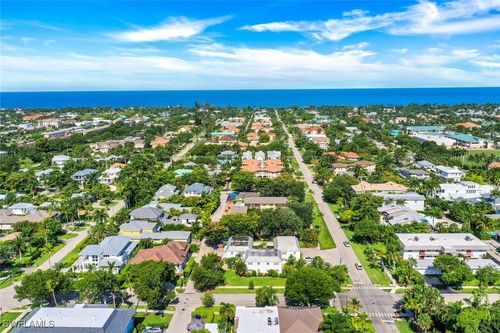 apt-2-780 10th Ave S, NAPLES, FL, 34102-7335 | Card Image