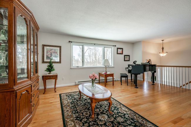 6 Candleview Dr, House other with 3 bedrooms, 3 bathrooms and null parking in Sherman CT | Image 8