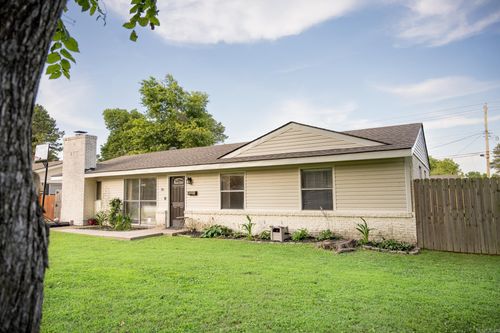 715 Se 7th St, Walnut Ridge, AR, 72476-3206 | Card Image