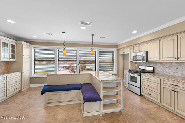 12-web-or-mls-80 Breakers-11 | Image 13