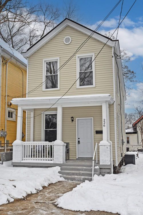 226 Congress Ave, Cincinnati, OH, 45226 | Card Image