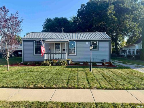 520 Newman St, Knoxville, IL, 61448-1436 | Card Image