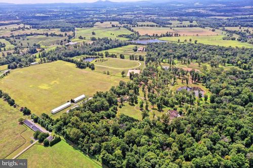 21281 Belle Grey Ln, UPPERVILLE, VA, 20184-1772 | Card Image