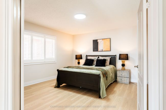 32 Charger Lane, House other with 8 bedrooms, 4 bathrooms and 2 parking in Brampton ON | Image 20