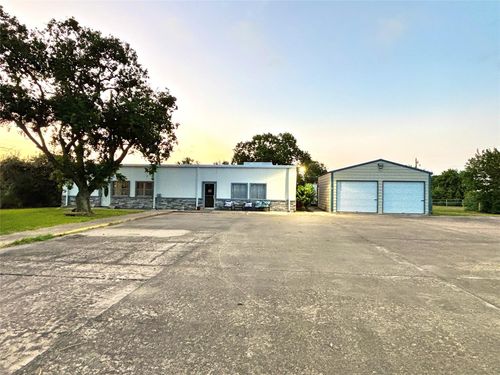 14100 Fm 2853, Palacios, TX, 77465 | Card Image