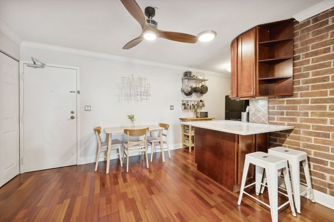 APT-811 - 3900 N Pine Grove Ave, Condo with 1 bedrooms, 1 bathrooms and 1 parking in CHICAGO IL | Image 9